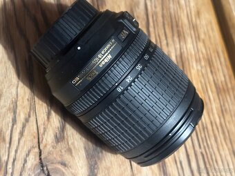 Nikon d5200 kompletní - 2