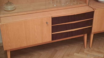 Jitona -70 léta obývací stěna - 2