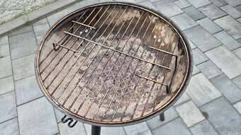 Cestovní Grill Outwell - 2