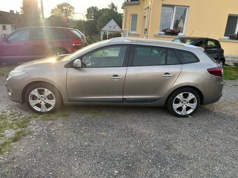 Megane benzin 2011+NOVÁ STK - 2
