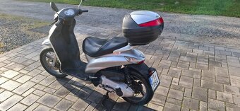 Peugeot looxor 150 - 2
