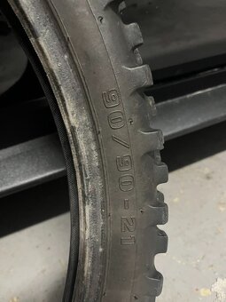 Duše + 90/90/21 + haltr + mousse 110/90/19 - 2