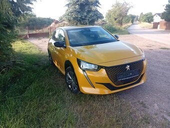 Peugeot E208 II 2022 Allure 34000 km - 2