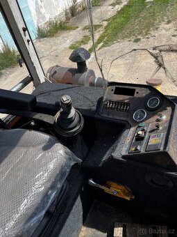 Menzi Muck 5000/1,5 motor Kubota - 2