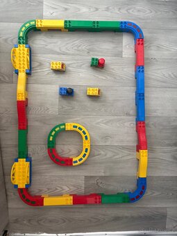 Prodám LEGO autodráhu - 2