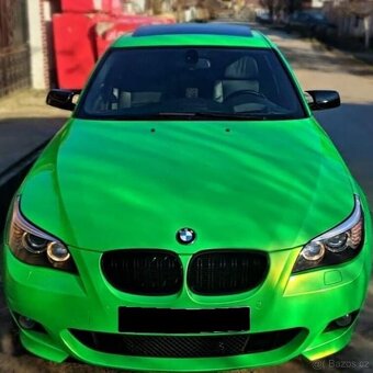 Kryty na zrcátka pro BMW E60 E61 - Černý Lesk - 2
