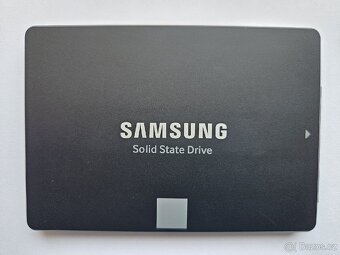 Zánovní 2,5" SSD disk Samsung 860 EVO 1 TB - 2