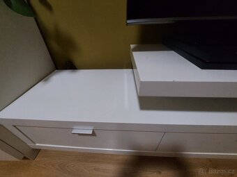 TV stolek - 2