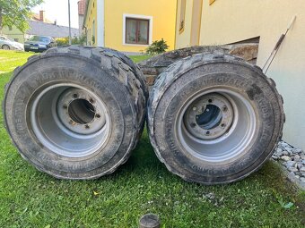 Kompletní kola na malotraktor nebo nakladač - 2