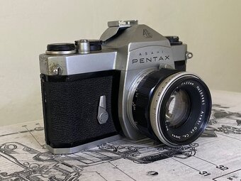 Asahi Pentax SL s legendárním objektivem Auto-Takumar 55mm f - 2
