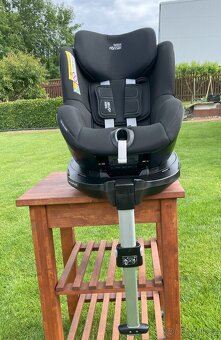OTOČNÁ AUTOSEDAČKA BRITAX RÖMER do 18 kg - 2