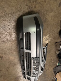 predni naraznik golf 4 v6 lizatko - 2
