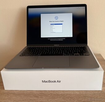 MacBook Air M1 2020 – Vesmírně šedý | TOP STAV | 8 GB RAM - 2