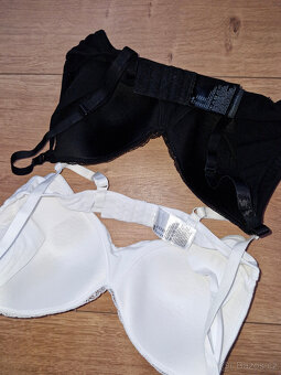 2 ks MAMA podprsenka na kojení zn.H&M vel.80B+prsní vložky - 2