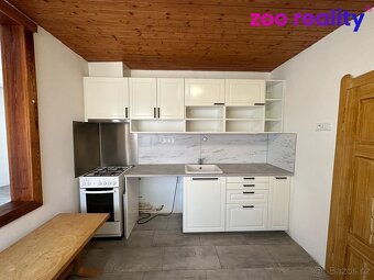 Prodej domu 4+1, stodola, zahrada,900 m2, Horní Ročov u Loun - 2