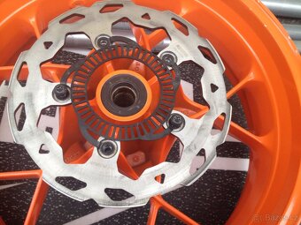 KTM zadní kolo s brzd.kotoučem - 2