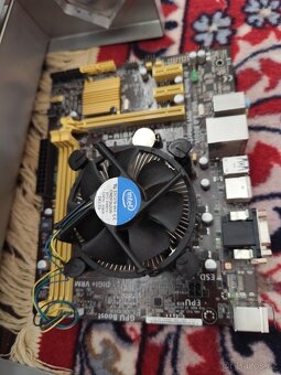 Procesor Intel CORE i5 4440 včetně chlazení - 2