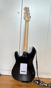 elektrická kytara +vybavení+ pedál BOSS DS-1Distortion - 2