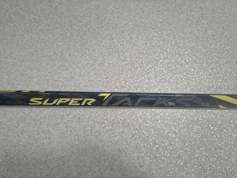 Pravá nová hokejka CCM SUPER TACKS AS-4 PRO - 2