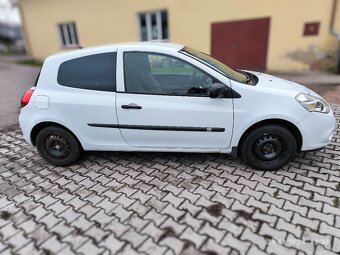 Renault Clio - 2