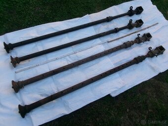 prodám velký plechový kufřík s nářadím zn.BOSCH a další..... - 2