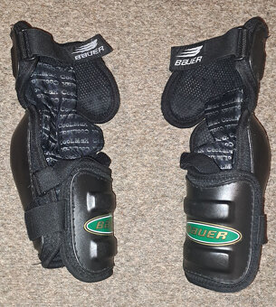 Hokejové chrániče loktů - 2