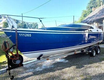 🛥️ Motorsailer MacGregor 26M – plachetnice + Mercury 2012 - 2