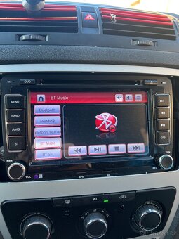 Prodám plně funkční 2din autorádio - 2