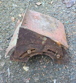 Zetor 25 kryt řemenice - 2