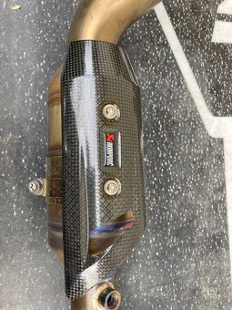 Akrapovič svody na skutry Yamaha - 2