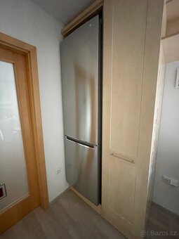 Skříň na lednici, potravinová skříň - 2