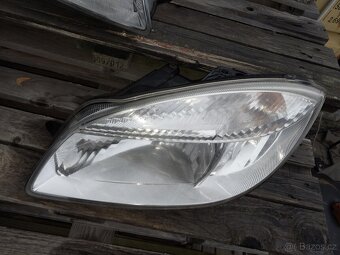 škoda fabia 2 předfacelift světla - 2