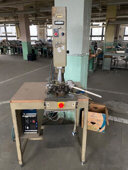 ULTRAZVUKOVÁ SVÁŘEČKA PLASTŮ SVETOM - 2