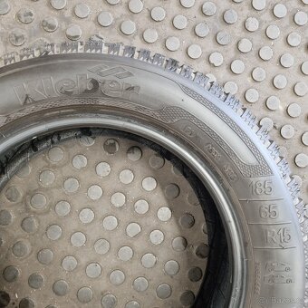 2x Zimní 185/65 R15 7mm Kleber - 2
