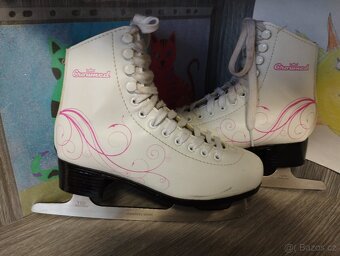 Dívčí brusle vel. 33 - 2