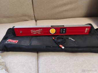 Digitální vodováha Milwaukee - 2