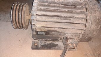 motor 7,5 kW- kotoučová pila - 2