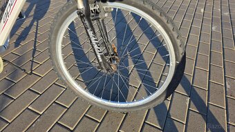 Dětské kolo APACHE velikost "16" (100 - 115 cm) - 2