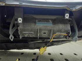 Octavia 2 airbagova sada,pásy,paluba. - 2