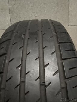 PNEU 225/55R16 - 2