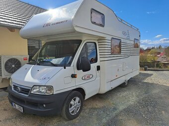 Obytné auto LMC s alkovnou - 2