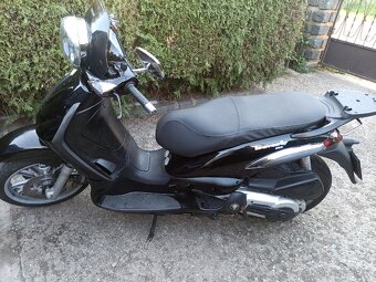 Piaggio Beverly 500 - 2