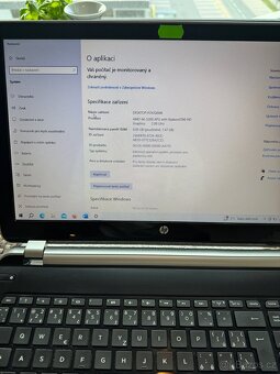 Prodám notebook HP Pavilon 15,6", AMD, 8GB, 256GB SSD - 2