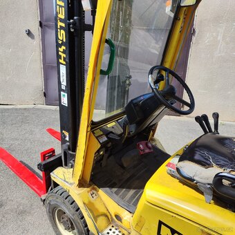 Prodám vysokozdvižný vozík HYSTER - 2