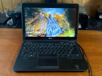 Dell Latitude E7240 dotykový - 2