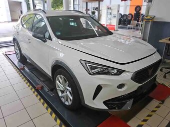 Cupra Formentor e-hybrid TSI 150kw,LED,virtual,klima,keyless - 2