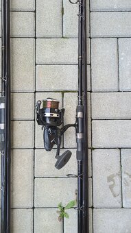 Prodám 2x Prut Mivardi, 2x naviják alcon capr MK2 - 2