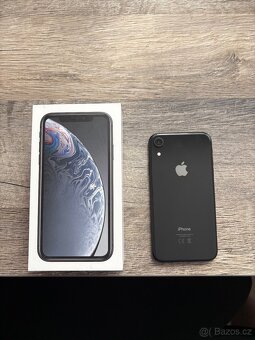 Apple iPhone XR - 2