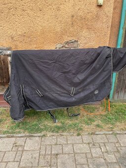 Vyběhová deka s krkem Hkm 300 g 145cm - 2