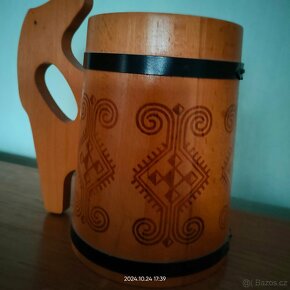Dřevěný džbánek na pivo - 2